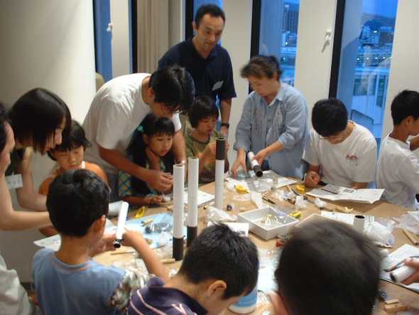 出前事業の様子
